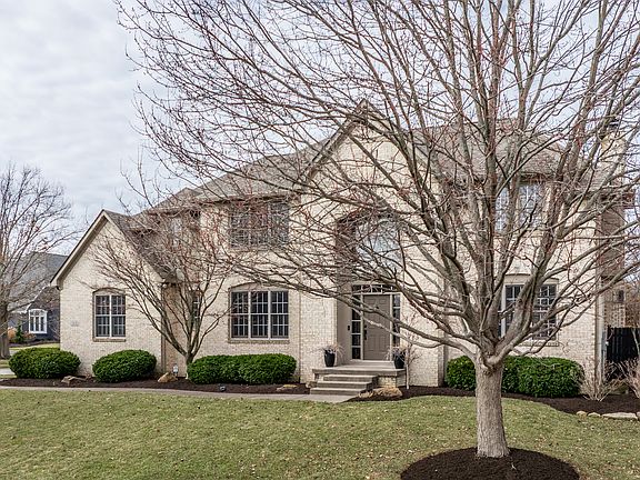 2nd image of 5450 Woodfield Way