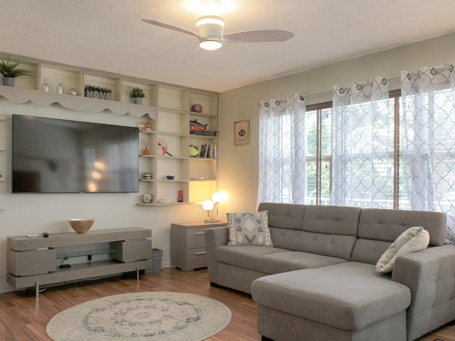 1 bed, 1.5 bath, 646 sqft, $1,600 — Photo 3