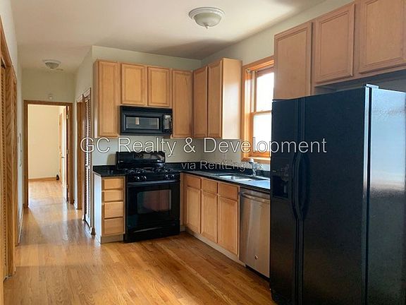 2nd image of 1505 N Maplewood Ave #2