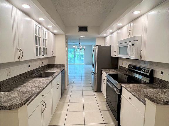 2nd image of 1602 Abaco Drive #E-1