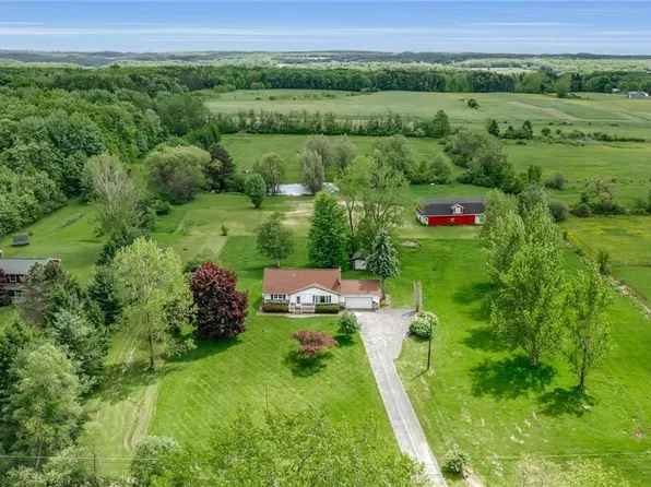 302 Getman Rd, Alden, NY 14004