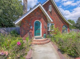 1120 6th Ave, Leavenworth, KS 66048