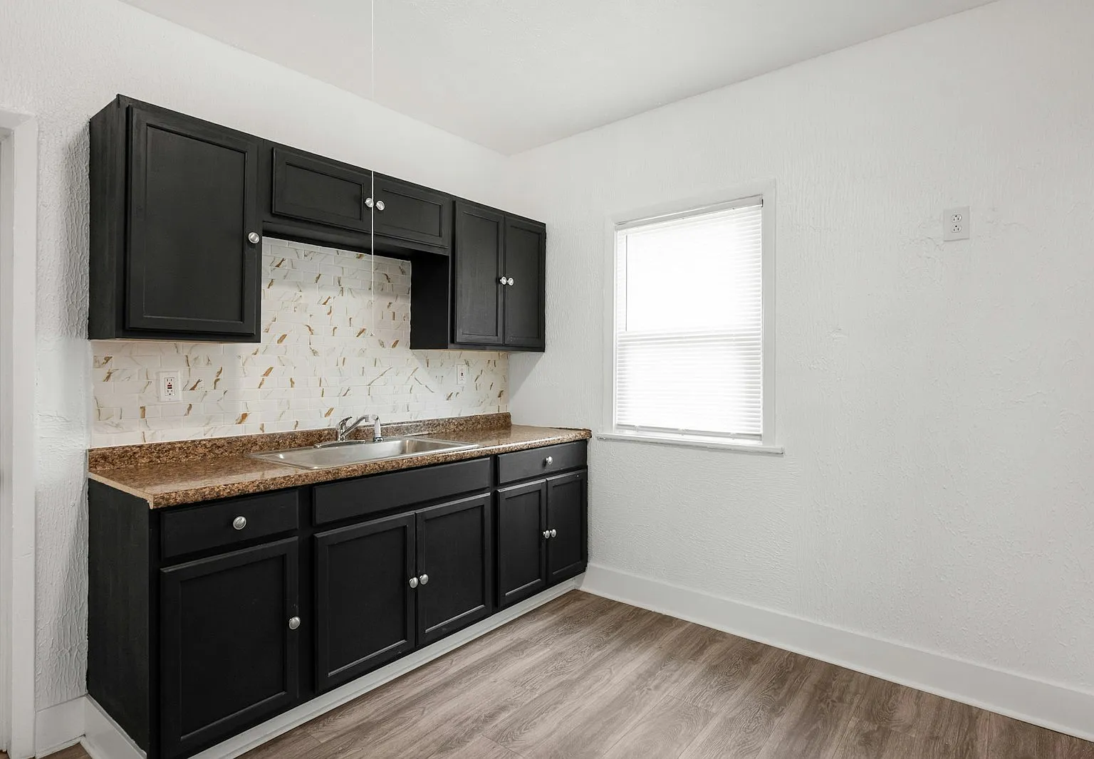 13500 3rd Avenue, Unit A (Downstairs) — Photo 4
