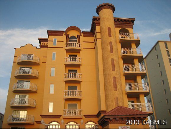 1st image of 3811 S Atlantic Ave Unit 102