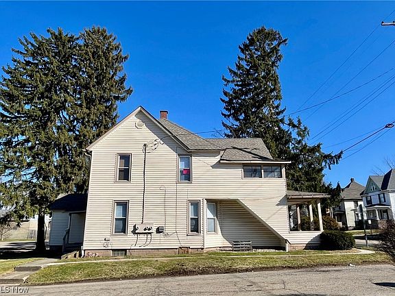 2nd image of 1001 E Main St