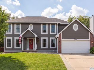 6212 S 158th St, Omaha, NE 68135