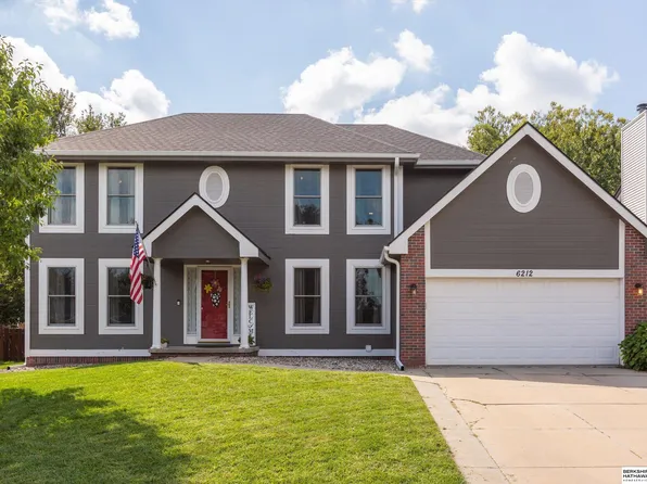 6212 S 158th St, Omaha, NE 68135