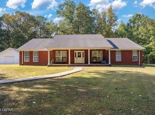 197 Adkins Ln, Lexington, TN 38351
