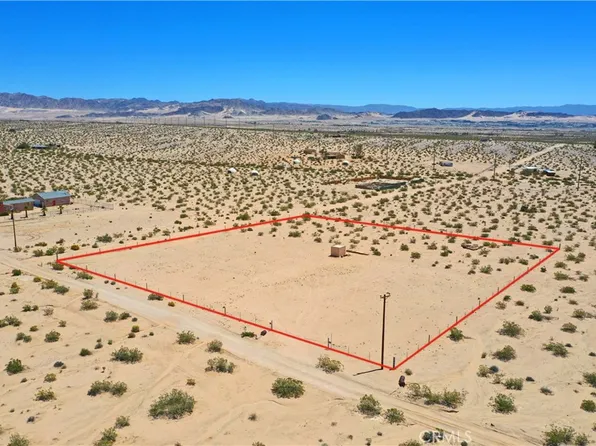 70225 Red Hill Rd, Twentynine Palms, CA 92277