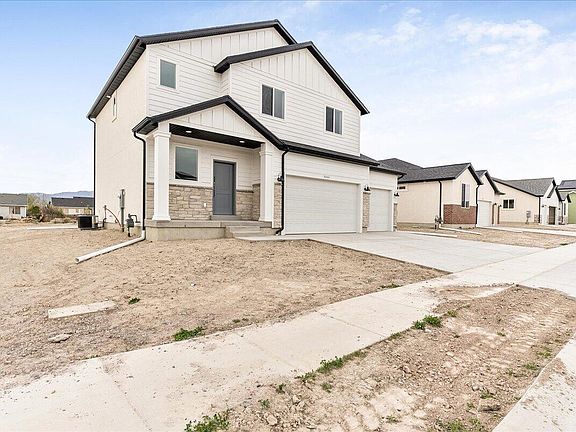 2nd image of 3661 N Columbine Way #382