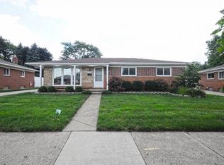 30934 Dorais St, Livonia, MI 48154