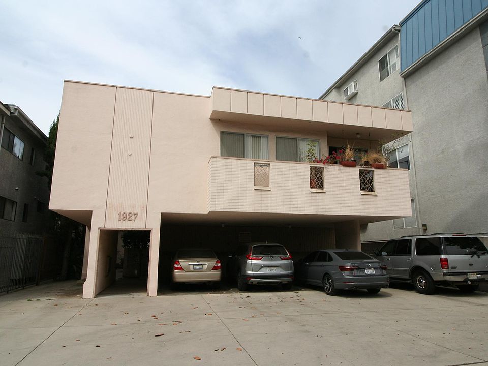 1st image of 1927 Malcolm Ave APT 2