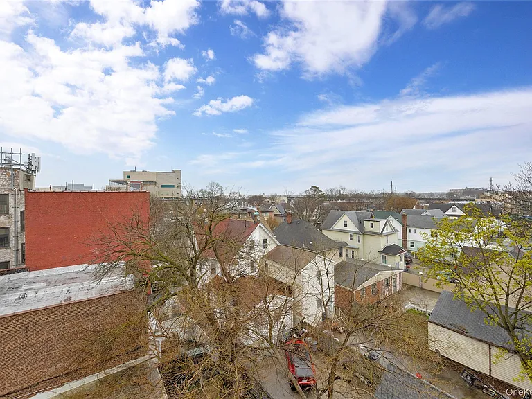 172-18 Jamaica Ave #5C — Photo 16