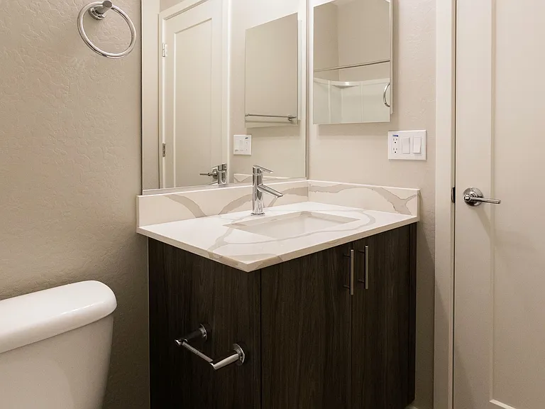 2335 E Utopia Rd #4 — Photo 6