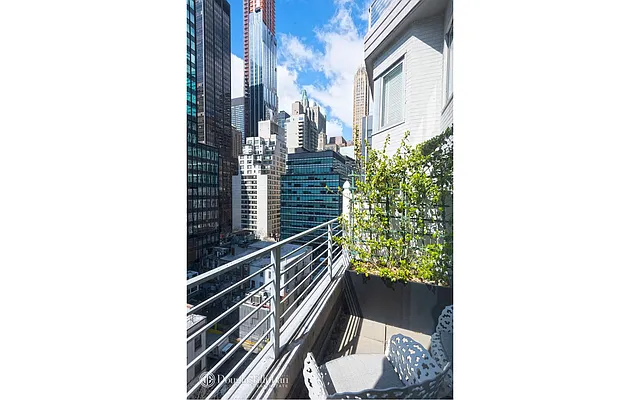 Rented by Douglas Elliman | media 10