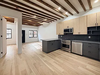 183 Green Street, #DPX