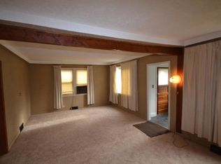 2546 Lucia Ave, Waukegan, IL 60085