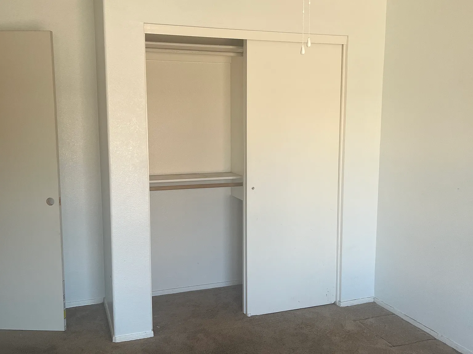 3 bed, 1800 sqft, $2,500 — Photo 3