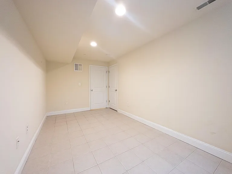 1913 N Gratz St #1 — Photo 15