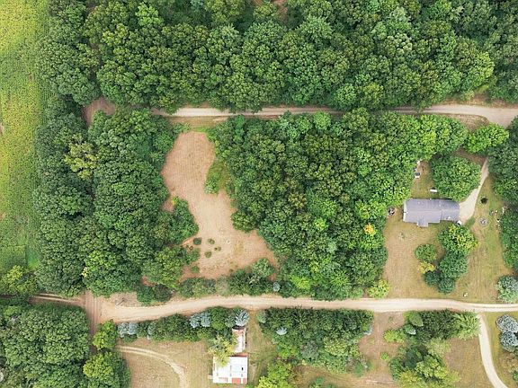 2nd image of 5232 Hasslick Rd