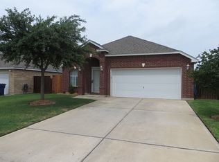 11142 Salado Dr, Laredo, TX 78045