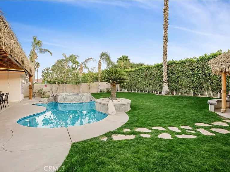68135 Tachevah Dr — Photo 28