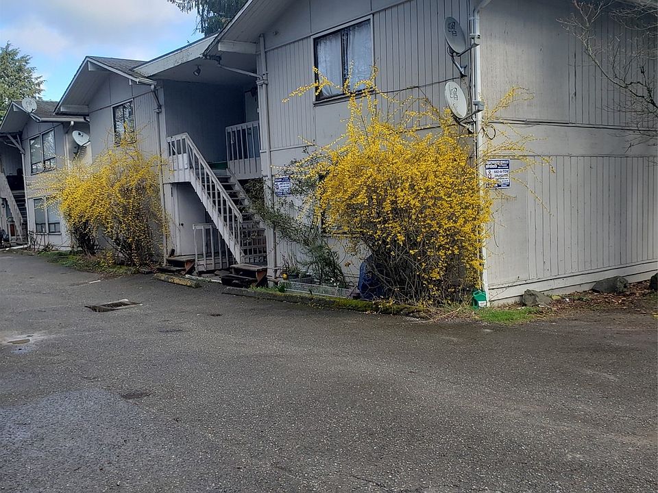 1st image of 10443 17th Avenue SW