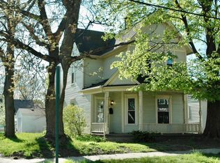 1335 Ashland Ave NE, Grand Rapids, MI 49505