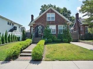 126 Delaware St, Staten Island, NY 10304