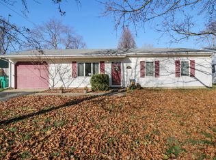 2902 Sangamon Dr, Champaign, IL 61821