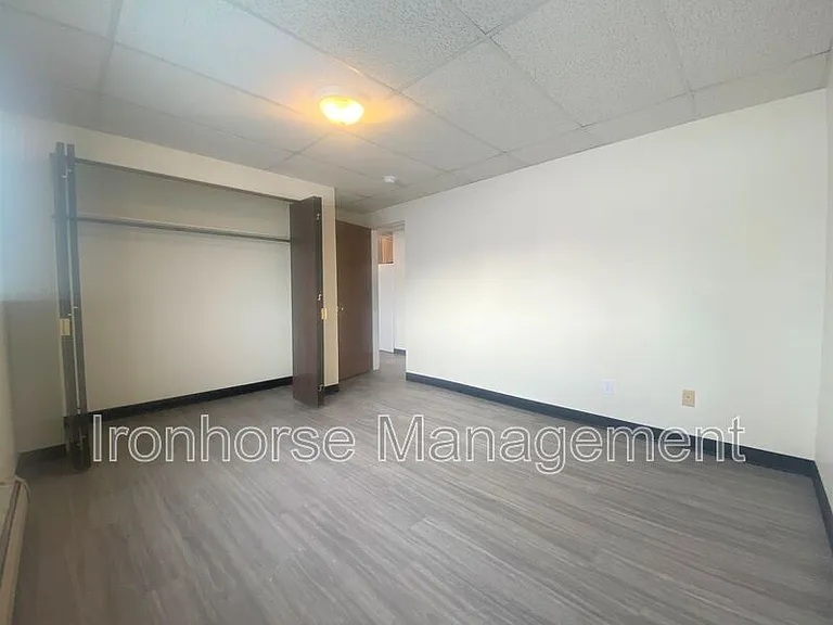 801 W Villard St #29 — Photo 17