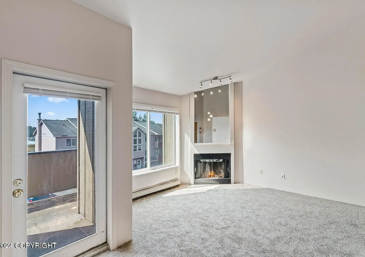 9710 Morningside Loop — Photo 4