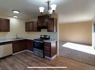 54 Natividad Rd #635F17C25, Salinas, CA 93906