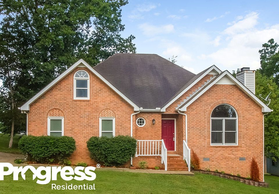 1st image of 208 Saint Michaels Ln