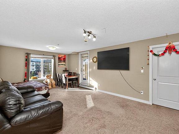 5th image of 6118 SW 80th Ave NE #1303