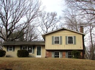 204 Anglewood Dr, Simpsonville, SC 29680