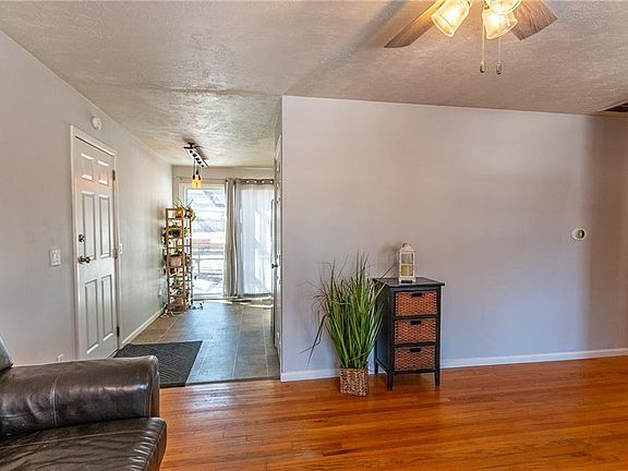 5th image of 1300 Fair Ln