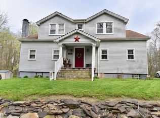 220 Lovers Ln NW, Warren, OH 44485