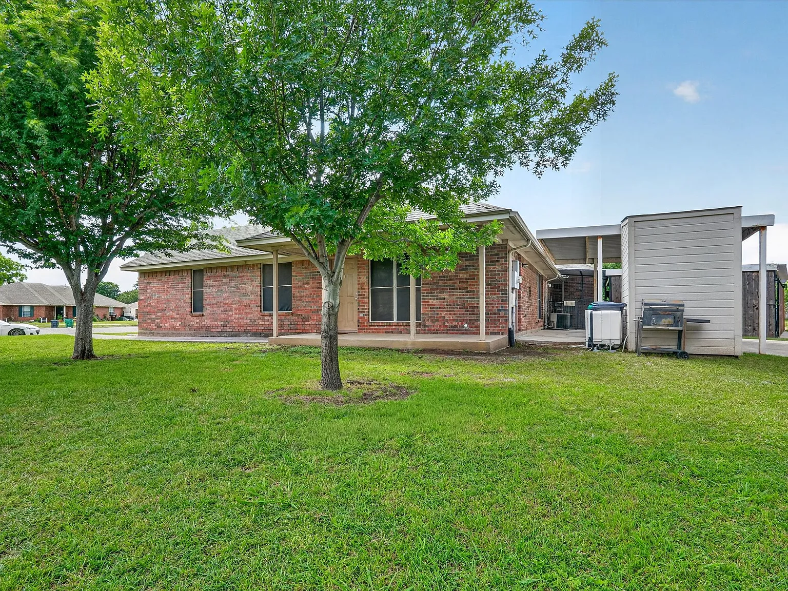 3 bed, 1378 sqft, $1,850 — Photo 3