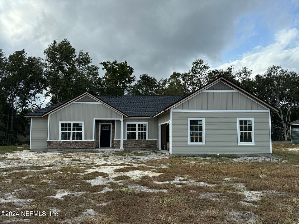 1st image of 4930 SE 10TH Place
