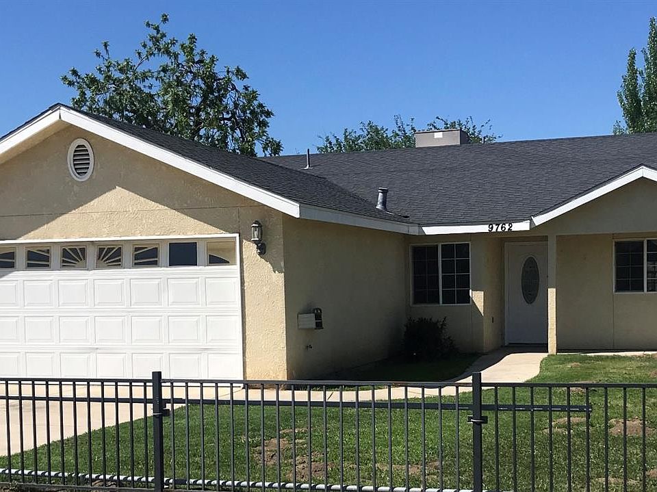 1st image of 9762 Garden Dr