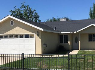 9762 Garden Dr, Hanford, CA 93230