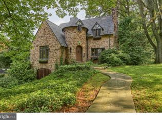 801 Farr Pl, Reading, PA 19611