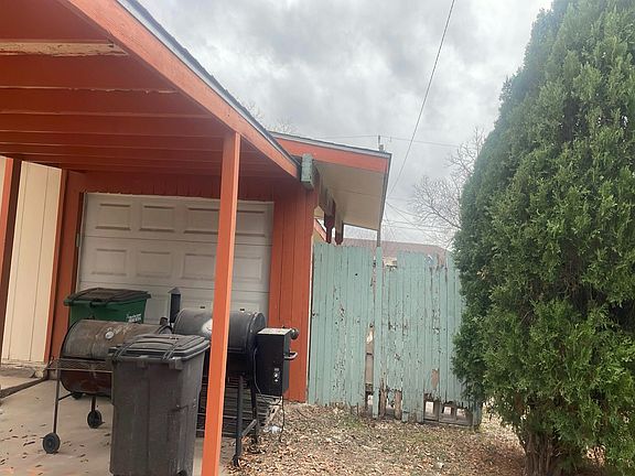 3rd image of 3630 Tuscany Dr