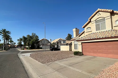 1251 N Congress Dr Photo 1