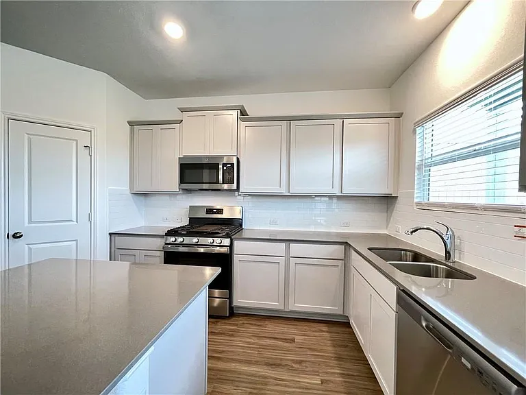 118 Canley Loop — Photo 9