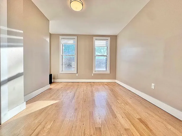 60-16 54th Pl #2R — Photo 2