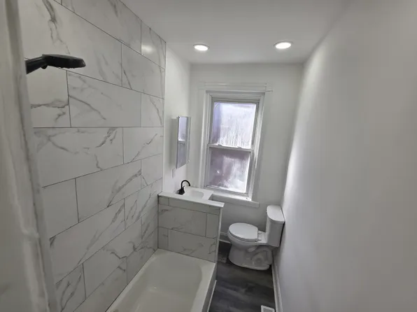 521 N 64th St #2, Philadelphia, PA 19151