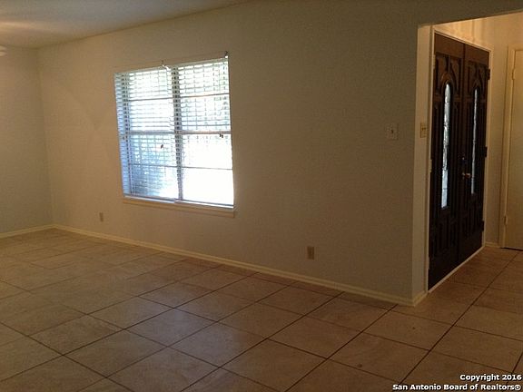 3rd image of 2214 N Greencrest