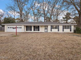 1308 Wooddell Dr, Jackson, MS 39212